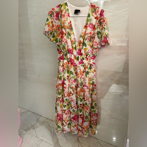 Maison Tara Dresses & Skirts - Maison Tara waistband midi dress🩷